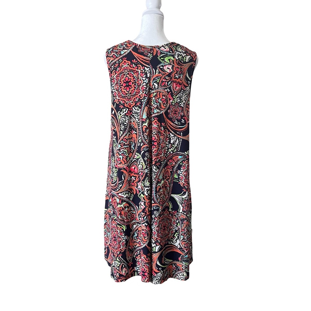 Colorful Paisley Sleeveless Dress - Picture 3 of 5